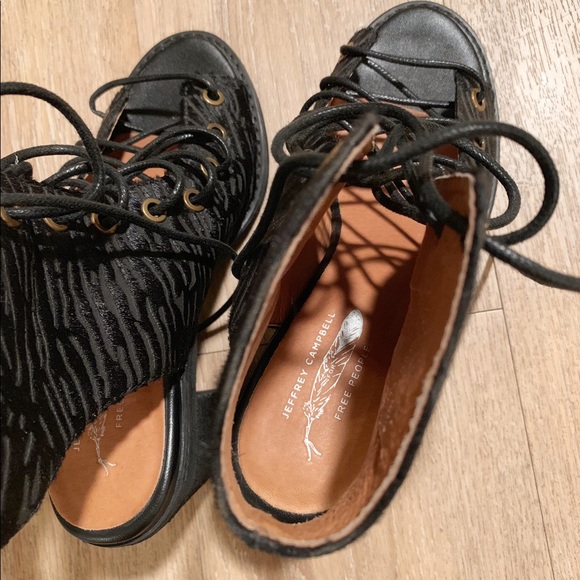 Jeffrey Campbell Minimal Laced-up Heel - Picture 6 of 8